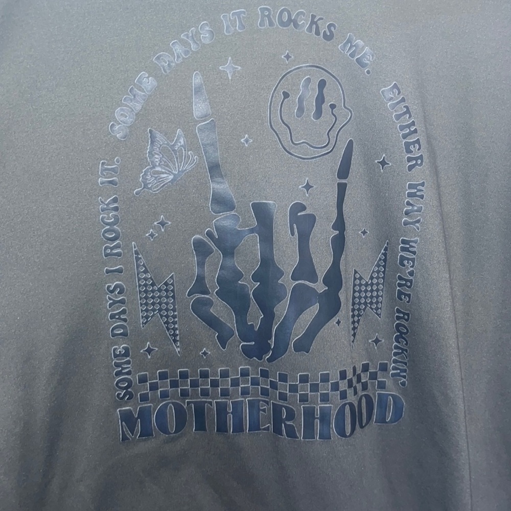 Women’s tee